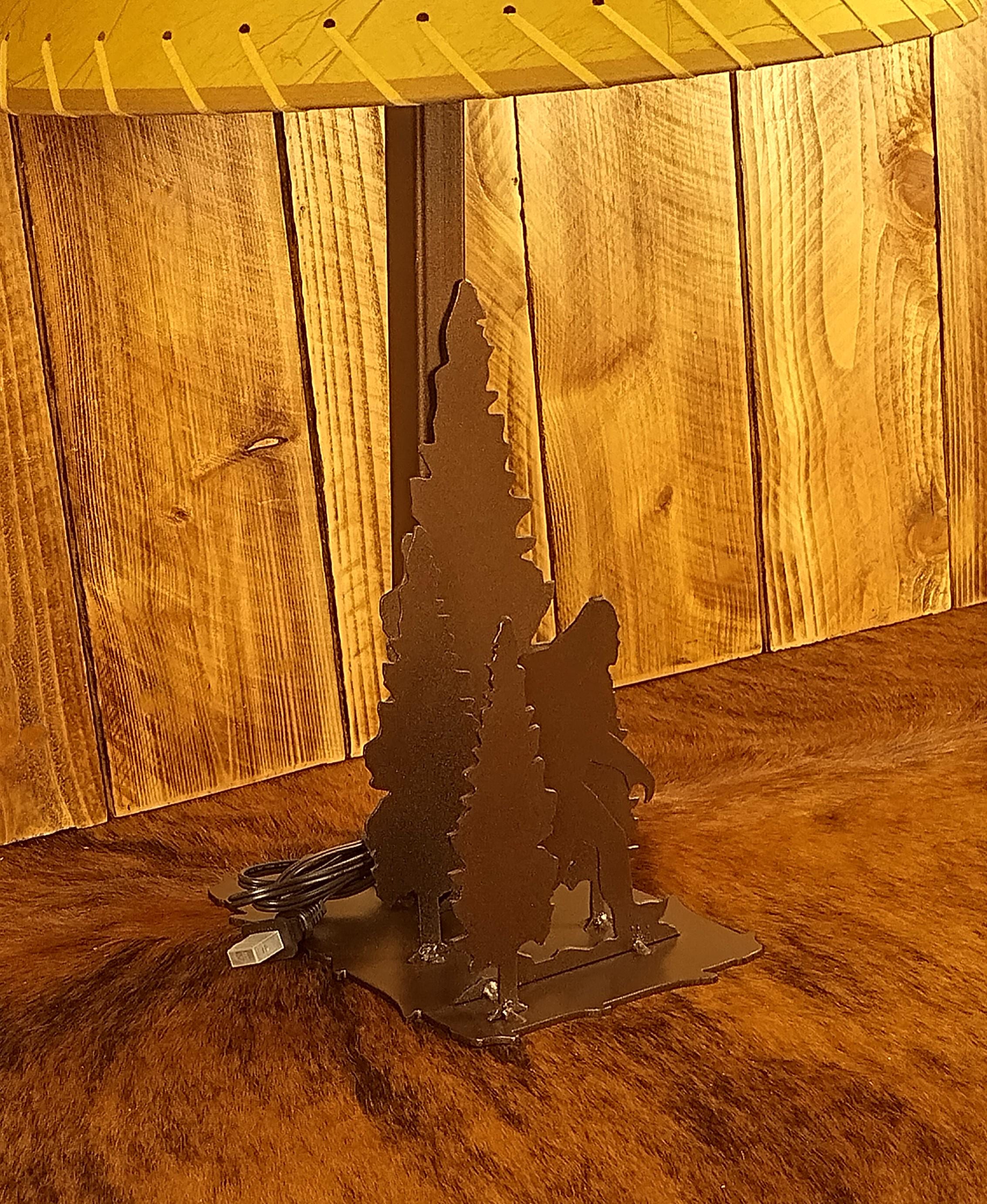 Cryptid Crew: Bigfoot- Lamp