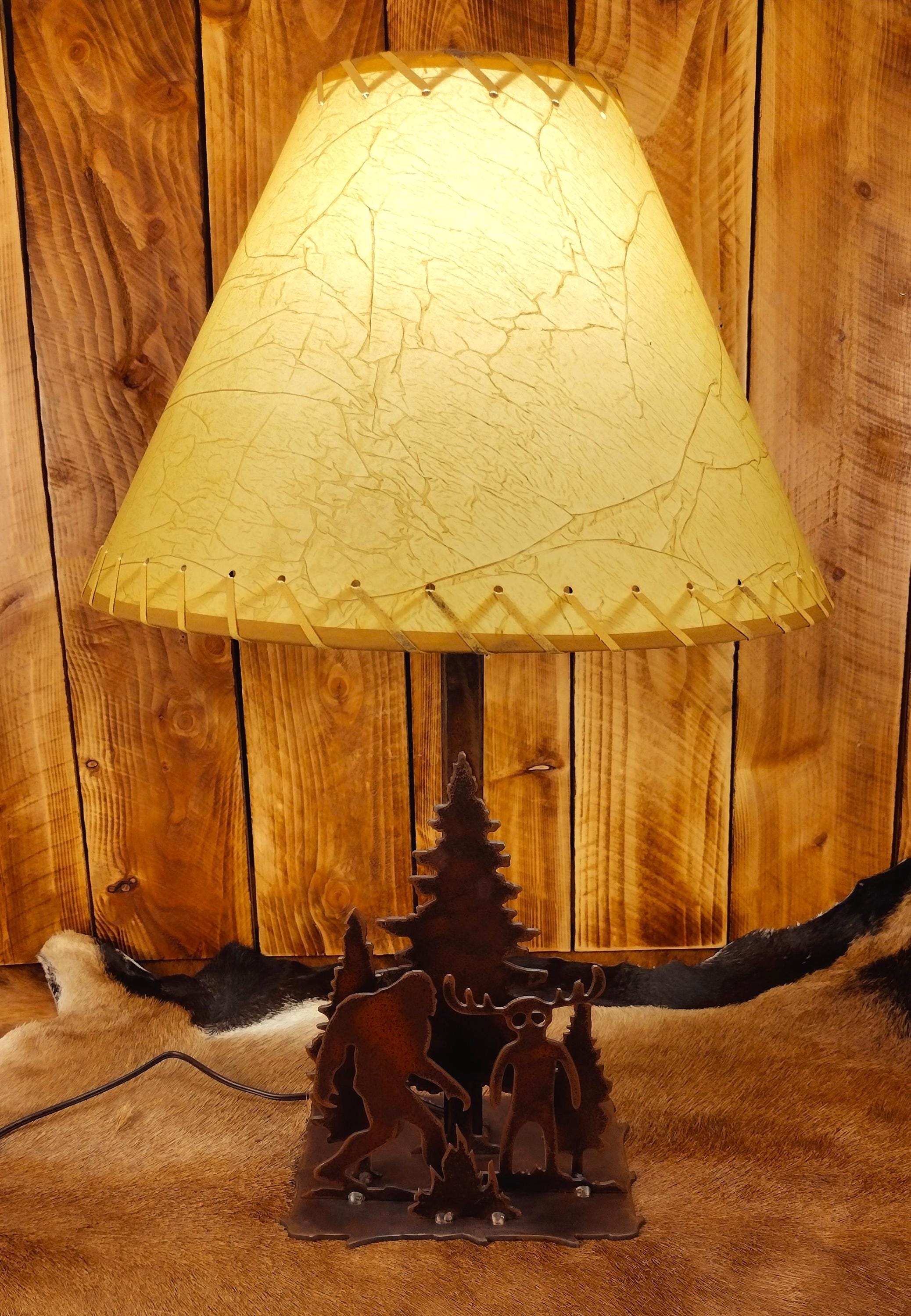 Cryptid Crew: Bigfoot & Wendigo- Lamp