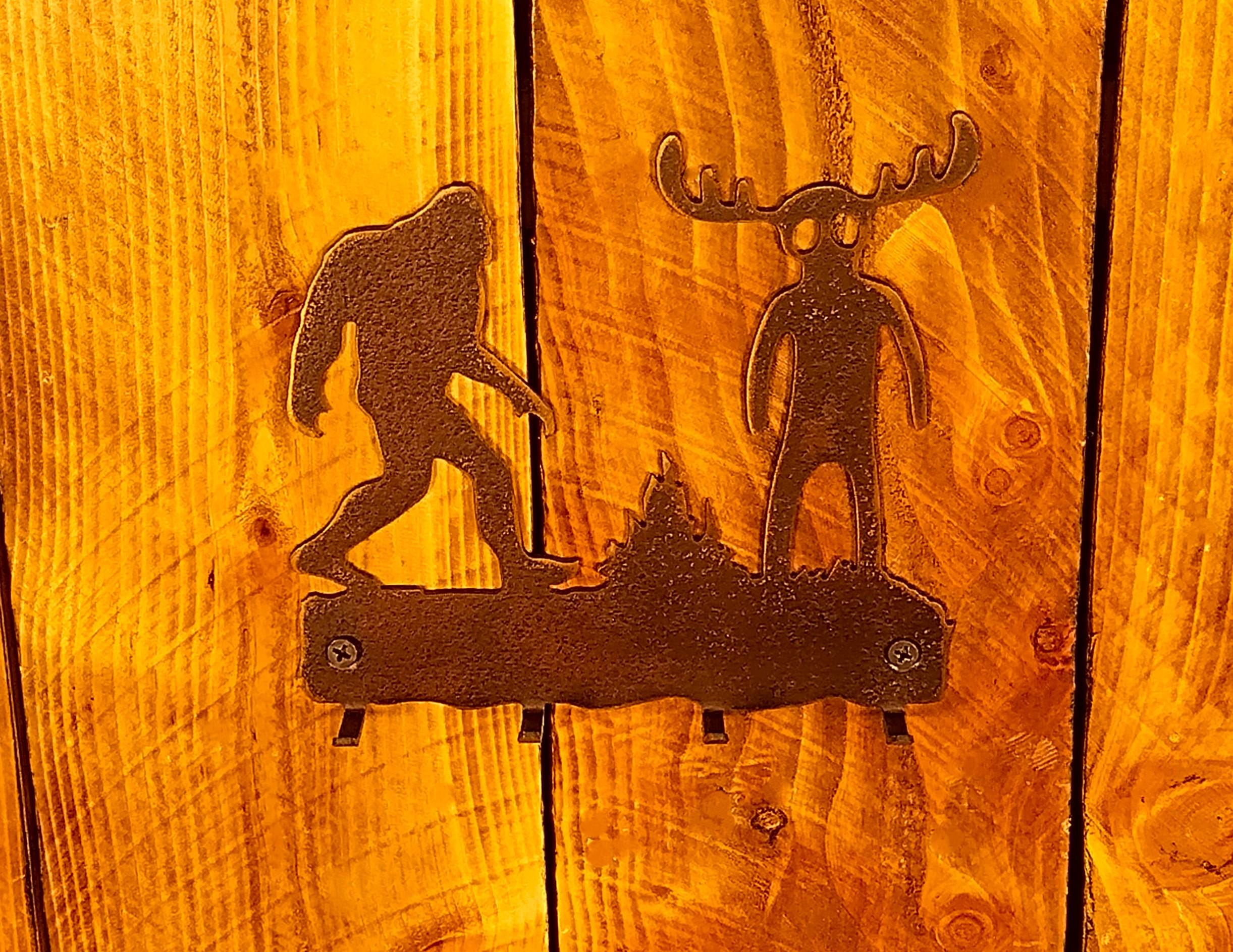 Cryptid Crew: Bigfoot & Wendigo- Sm. Key Hanger